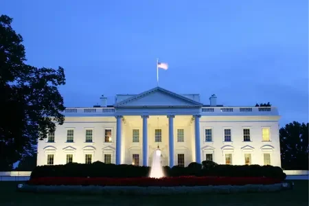 The White House (3)